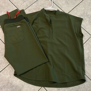 Figs Women’s S Livingston Pants and XS Rafaela Top